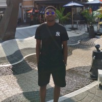 Yve-roland Kagambega