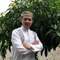 Husni Kamal