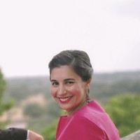 ANA LABRADOR