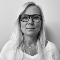 Claire Dowling