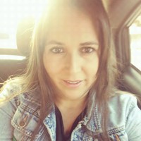 Angela Flores