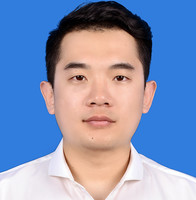 李帅博