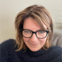 Tara Hobbs