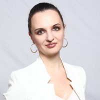 Elizabeth Lesztak