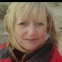 Linda Charlton