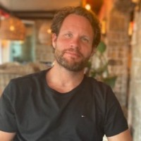 Dennis Bos
