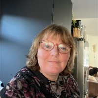 Mary Van Den Berg