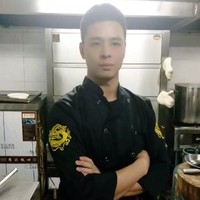 万齐龙