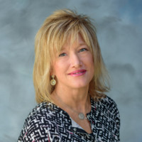 Lisa Edwards