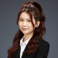 Yannis(李燕婷) Li