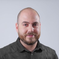 César Encinas García