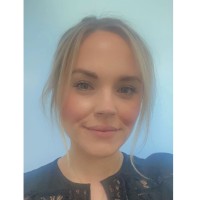 Laura Arnold