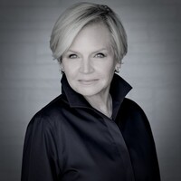 Sara R Mullis