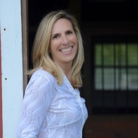 Tina Moore Leuthner