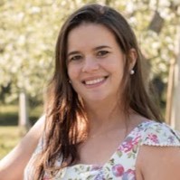 Raquel Silveira Porto Oliveira