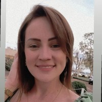 Debora Belló