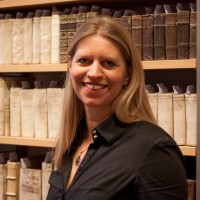 Dr. Anja Belemann-Smit