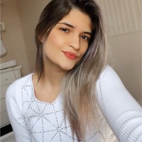 mariana gabriely Aguiar Colomarte