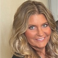 Kelly Lindsay