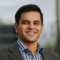 Estevan Muñoz-Howard