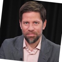 Matthew Karnitschnig