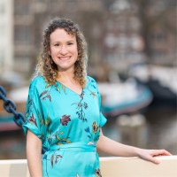 Liza Rebecca Van Der Peijl