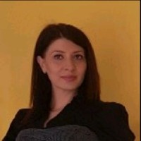 Mihaela Mia
