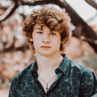 Logan Lavo