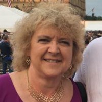 Lori Newcomb