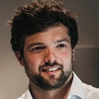 Adam Kanas