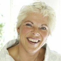 Nicoline van Straten