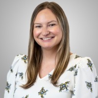 Alanna Denauski, Mba