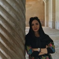 Naghmeh Farahi