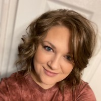 Leah Kneip