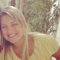 Thais Spinola