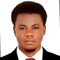 Desmond Senior