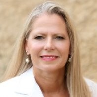 Marilyn Loughray, Flmi, Aapa, Acs