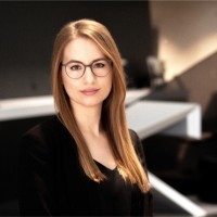 Julia Hübner