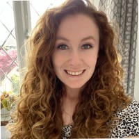 Dr Hannah Cowie