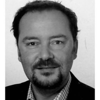 Christian Weiss