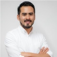 Phd(C), Mg, Md, Ricardo Chia