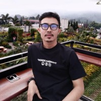 Arif Hakim
