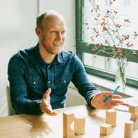 Peter Bangert