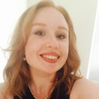 Dr Jennifer Hanks
