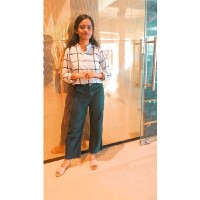 Srividhya V