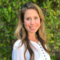 Louise Barnett, Psy.D.