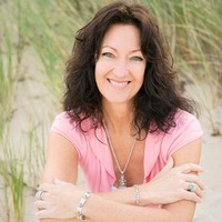 Lyndall Mcalpine