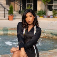 Shania Libert