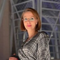 Neda Khoshniyataram