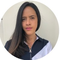 Ana Priscila Flores